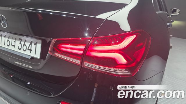Mercedes-Benz A-Class (W177) A220 Sedan 2023 — фото 23