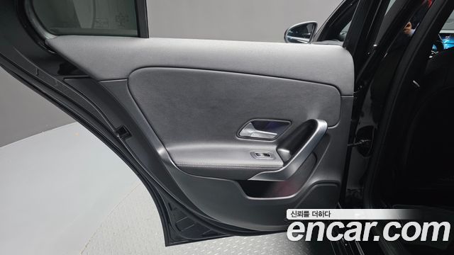 Mercedes-Benz A-Class (W177) A220 Sedan 2023 — фото 25