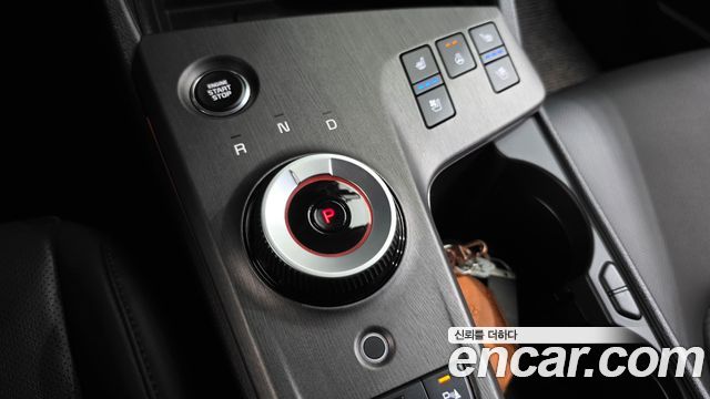 Kia Sportage (V) Gasoline 1.6 Turbo 2WD Signature 2025 — фото 9