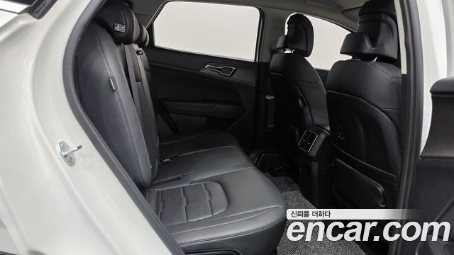 Kia Sportage (V) Gasoline 1.6 Turbo 2WD Signature 2025 — фото 11