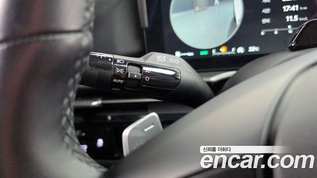 Kia Sportage (V) Gasoline 1.6 Turbo 2WD Signature 2025 — фото 30