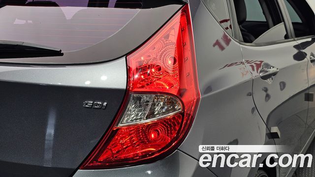 Hyundai Accent (New) WIT 1.6 GDI Premium 2014 — фото 23