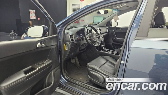 Kia Sportage (IV) Diesel 2WD Prestige 2017 — фото 10