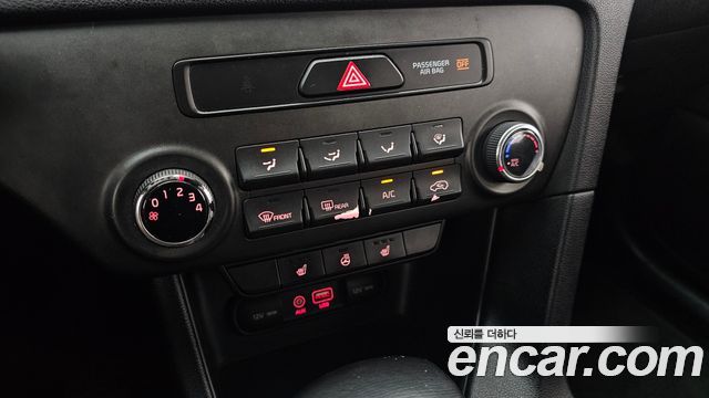 Kia Sportage (IV) Diesel 2WD Prestige 2017 — фото 16