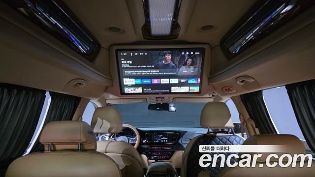 Kia Carnival 9-seater Hi-Limousine Noblesse 2018 — фото 22