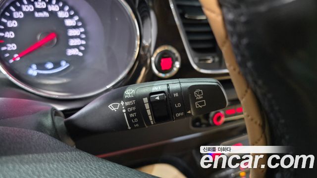 Kia Carnival 9-seater Hi-Limousine Noblesse 2018 — фото 39