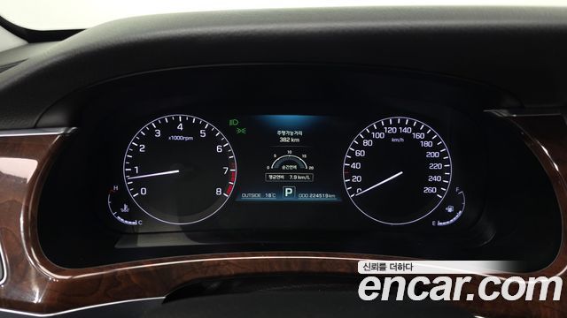 Hyundai Equus (New) VS380 Exclusive 2014 — фото 8