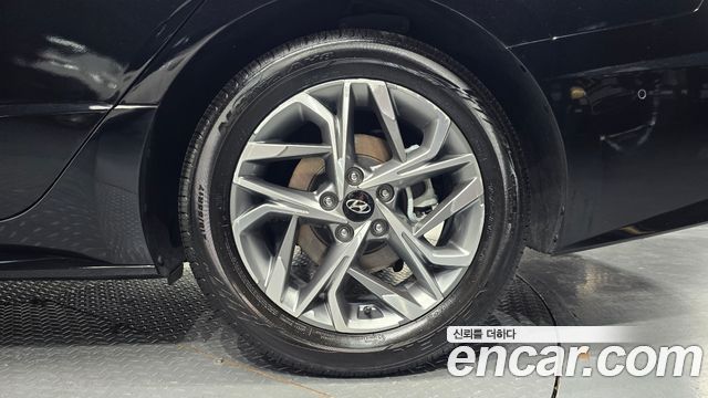 Hyundai Sonata (DN8) 2.0 Premium Plus 2022 — фото 21