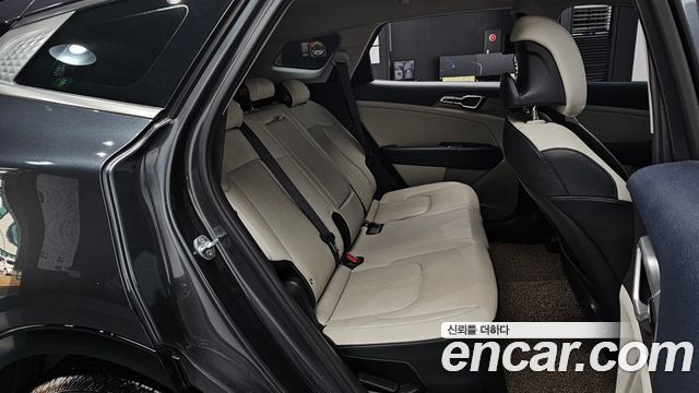 Kia Sportage Hybrid (V) Signature 2WD 2023 — фото 11