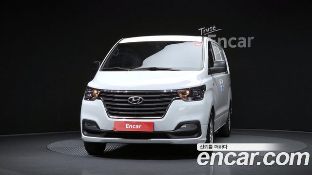 Hyundai Grand Starex Van 3-Seater Smart 2019 — фото 3