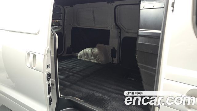 Hyundai Grand Starex Van 3-Seater Smart 2019 — фото 11