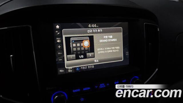 Hyundai Grand Starex Van 3-Seater Smart 2019 — фото 15