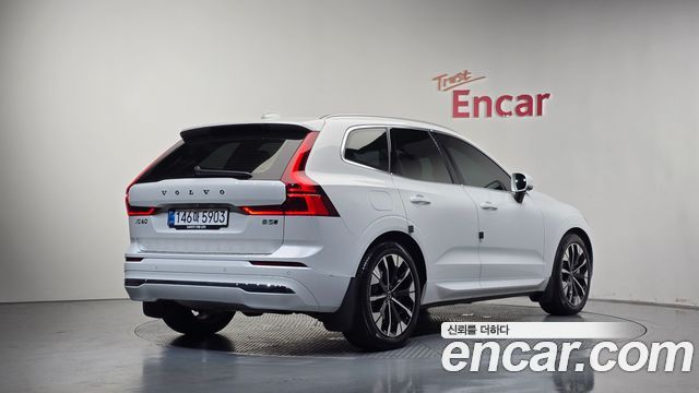 Volvo XC60 (II) B5 Ultra Bright Air Sus 2026 — фото 2