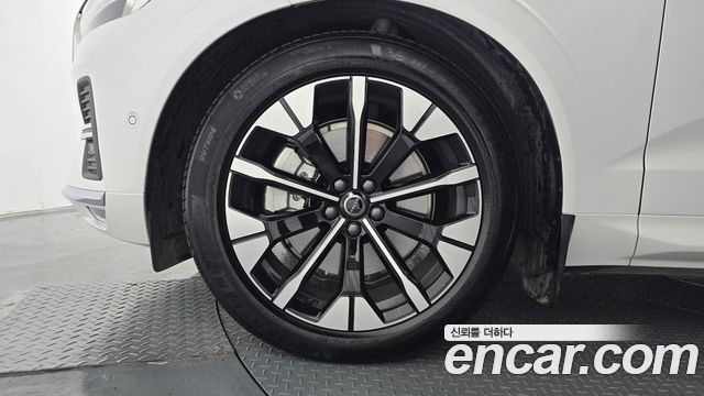 Volvo XC60 (II) B5 Ultra Bright Air Sus 2026 — фото 5