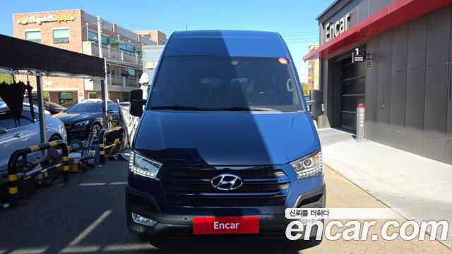 Hyundai Solati 15-seater Luxury 2018 — фото 3