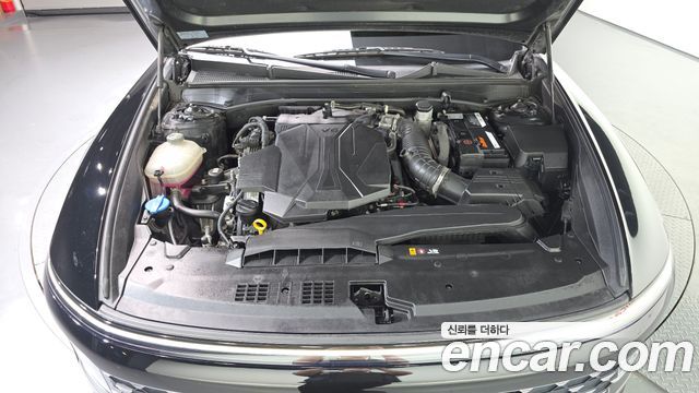 Hyundai Grandeur (GN7) 3.5 LPG 2WD (Taxi) Deluxe 2023 — фото 6