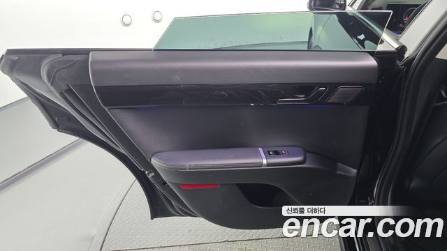 Hyundai Grandeur (GN7) 3.5 LPG 2WD (Taxi) Deluxe 2023 — фото 25