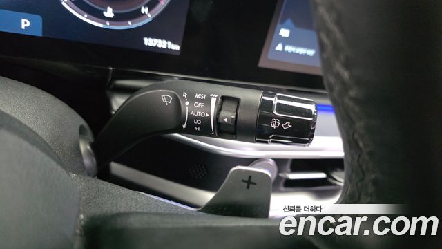 Hyundai Grandeur (GN7) 3.5 LPG 2WD (Taxi) Deluxe 2023 — фото 31