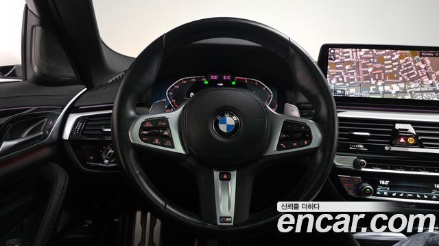 BMW 5 Series (G30) 530i xDrive M Sport Package 2023 — фото 13