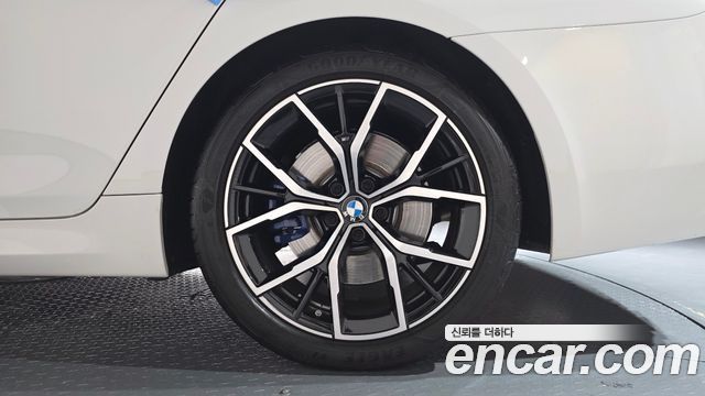 BMW 5 Series (G30) 530i xDrive M Sport Package 2023 — фото 21