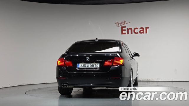 BMW 5 Series (F10) 528i 2015 — фото 4