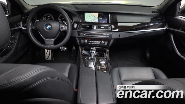 BMW 5 Series (F10) 528i 2015 — фото 7