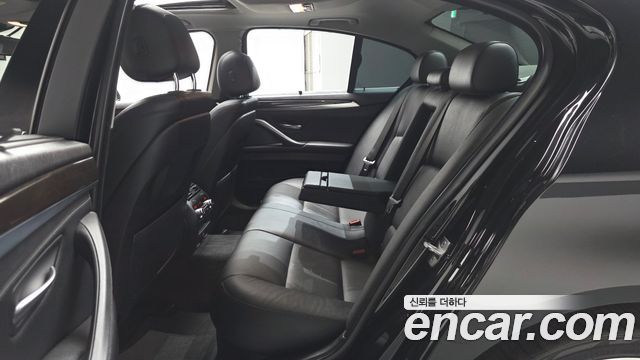 BMW 5 Series (F10) 528i 2015 — фото 12