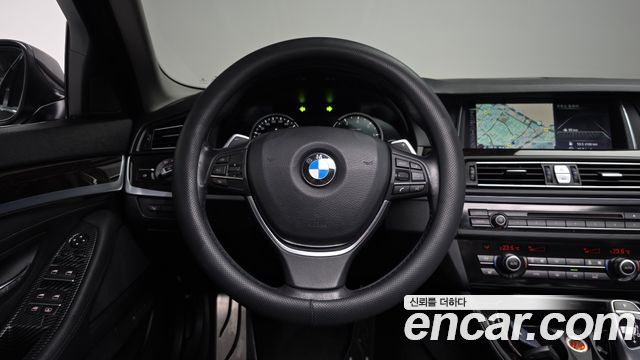 BMW 5 Series (F10) 528i 2015 — фото 13
