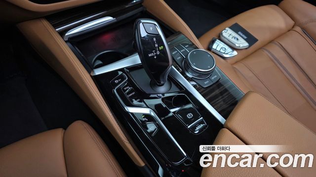 BMW 5 Series (G30) 520i Luxury 2023 — фото 9