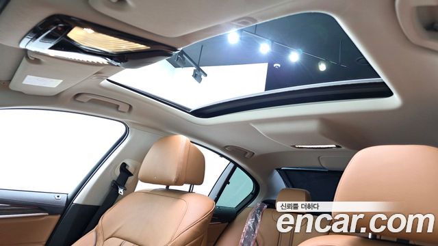 BMW 5 Series (G30) 520i Luxury 2023 — фото 19