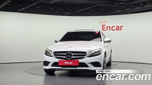 Mercedes-Benz C-Class (W205) C220 d 4MATIC 2020 — фото 3