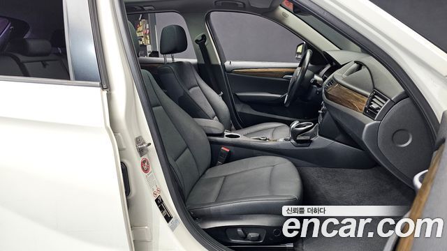 BMW X1 (E84) xDrive 20d 2014 — фото 12