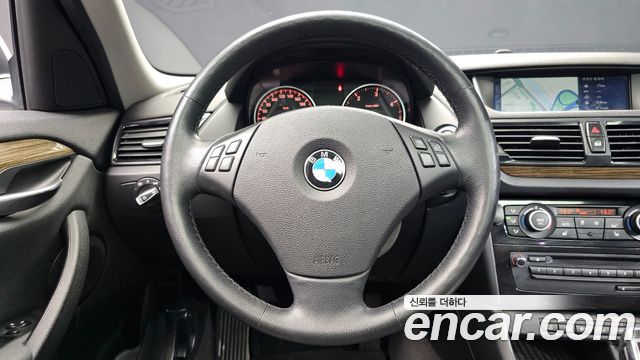 BMW X1 (E84) xDrive 20d 2014 — фото 13