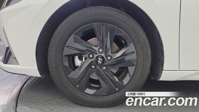 Hyundai Avante Hybrid (CN7) Smart 2023 — фото 5