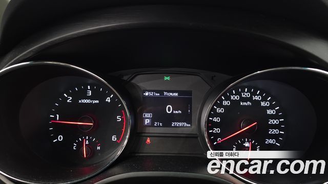 Kia Carnival 9-Seater Luxury 2019 — фото 8