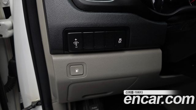 Kia Carnival 9-Seater Luxury 2019 — фото 20