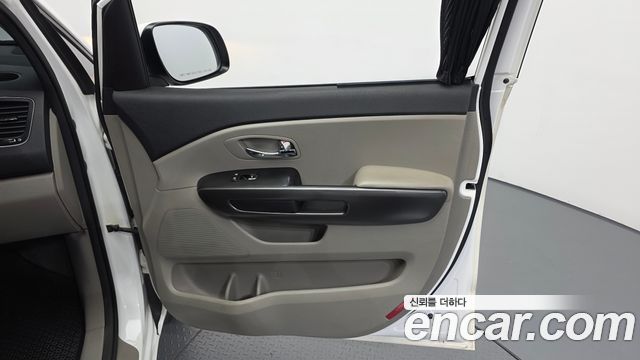 Kia Carnival 9-Seater Luxury 2019 — фото 24