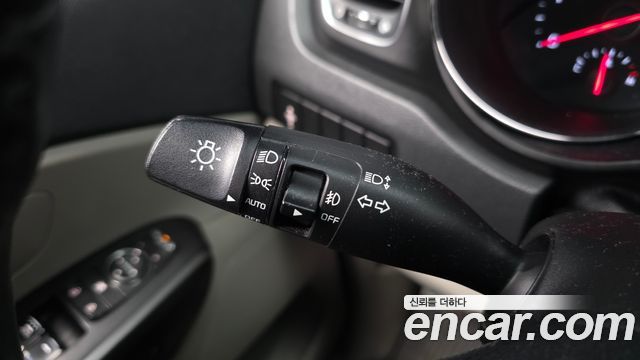 Kia Carnival 9-Seater Luxury 2019 — фото 28
