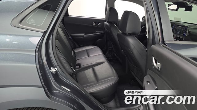 Hyundai Kona 1.6 Turbo 2WD Premium 2018 — фото 11