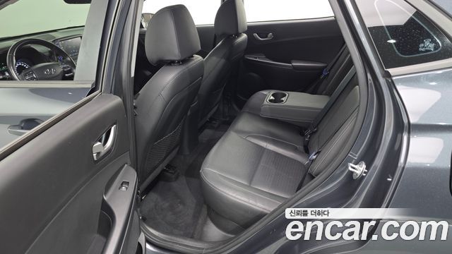 Hyundai Kona 1.6 Turbo 2WD Premium 2018 — фото 12
