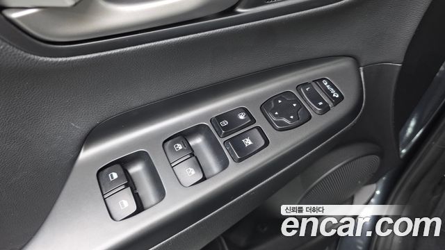 Hyundai Kona 1.6 Turbo 2WD Premium 2018 — фото 29