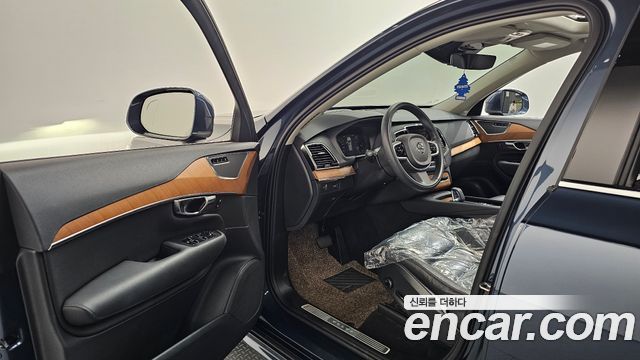 Volvo XC90 (II) B6 Momentum 2022 — фото 10