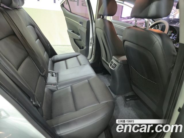 Hyundai Avante (AD) 1.6 GDI Modern special 2016 — фото 18