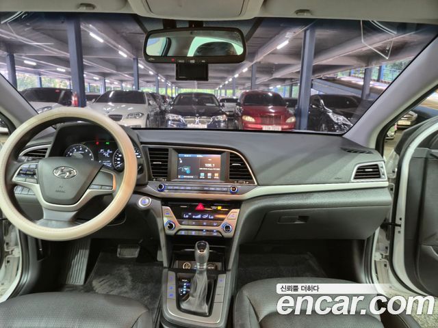 Hyundai Avante (AD) 1.6 GDI Modern special 2016 — фото 19