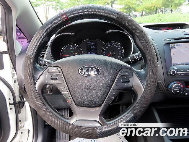 Kia K3 Luxury 2015 — фото 8