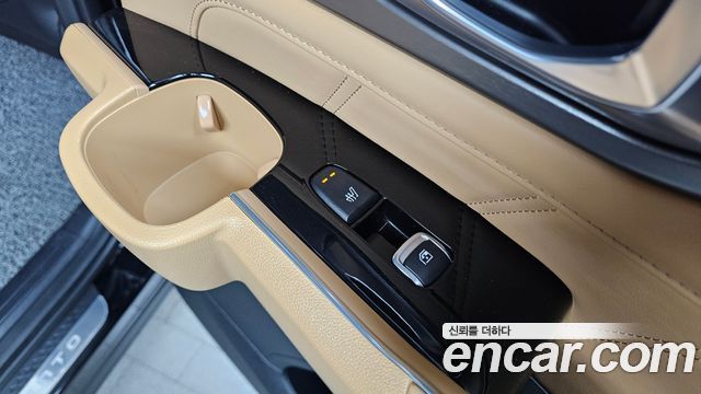 Kia Sorento (IV) Gasoline 2.5T 2WD Signature 2023 — фото 19