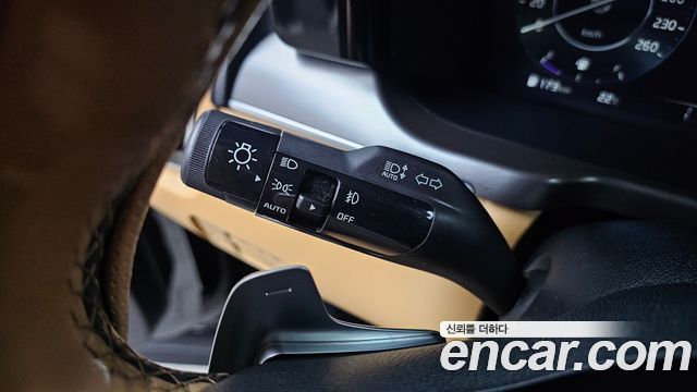 Kia Sorento (IV) Gasoline 2.5T 2WD Signature 2023 — фото 28