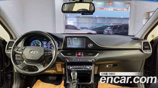 Hyundai Grandeur Hybrid (IG) Premium 2018 — фото 7