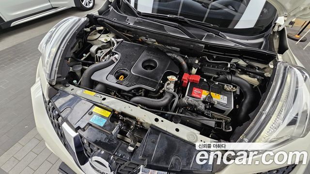 Nissan Juke 1.6 SV F15 2015 — фото 6