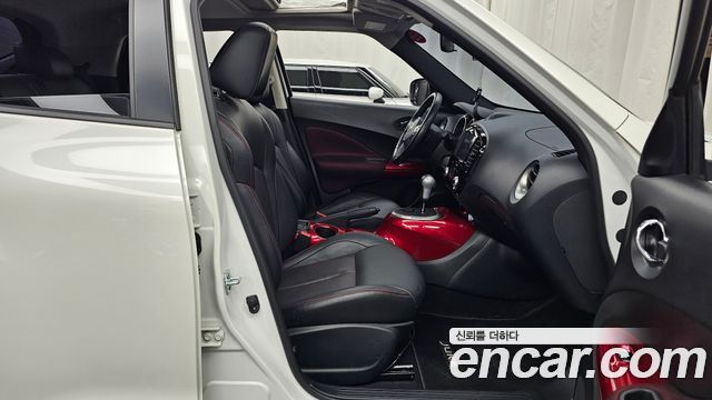 Nissan Juke 1.6 SV F15 2015 — фото 11